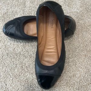Gently used black flats. Size 10.